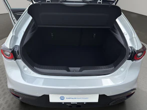 https://vehicle.imgix.net/4251687/f22499ef-6450-4552-ac28-90a36c922693.jpg