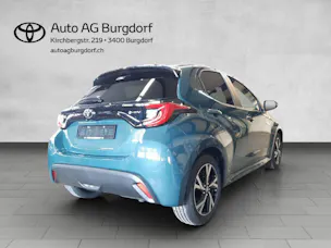 Toyota Yaris 1.5 VVT-i HSD Trend
