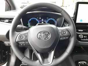 Toyota Corolla Touring Sports 2.0 HSD Swiss Edition