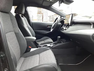 Toyota Corolla Touring Sports 2.0 HSD Swiss Edition