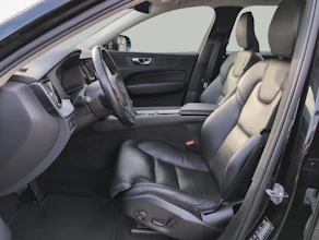 https://vehicle.imgix.net/4251805/d77d970e-d6bd-4088-a6ad-6a8373da42da.jpg