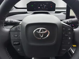 Toyota C-HR+ Premium AWD