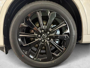 https://vehicle.imgix.net/4251817/b0a450b4-0297-403a-a1a1-dd8c6e857366.jpg