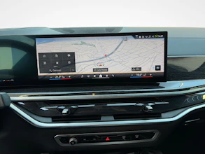 https://vehicle.imgix.net/4251823/b6e5cf7b-c420-4e69-9e22-f7e7096ab53b.jpg