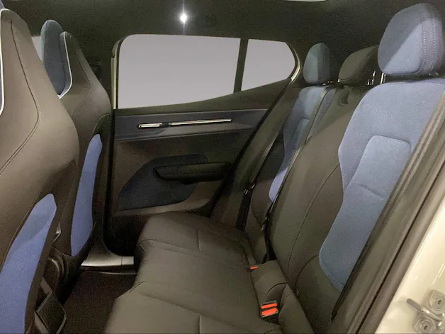 Volvo EX30 CC E60 Twin Performance AWD