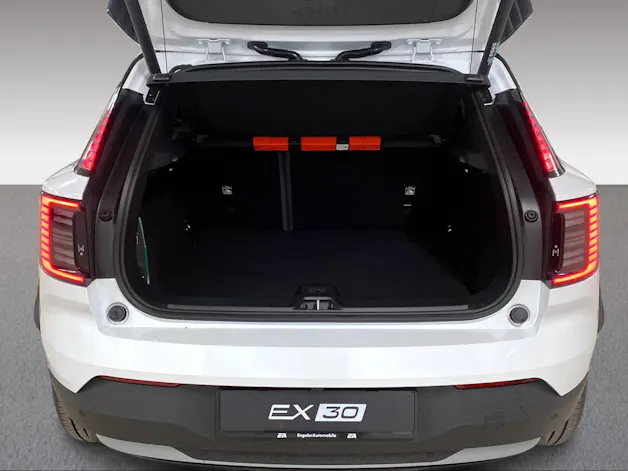 Volvo EX30 CC E60 Twin Performance AWD