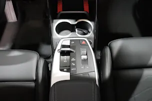 BMW X1 20i sDrive paddles