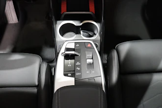 https://vehicle.imgix.net/4251861/63907fda-686e-4a49-b430-82cb33764e66.JPG