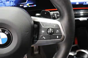 BMW X1 20i sDrive paddles