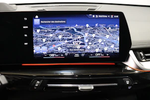 Fahrzeugbild BMW X1 20i sDrive paddles