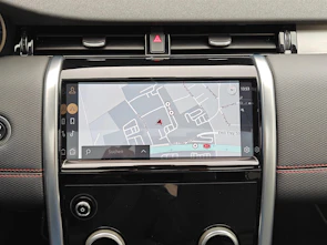 Fahrzeugbild LAND ROVER Discovery Sport 1.5 T 300e R-Dynamic SE