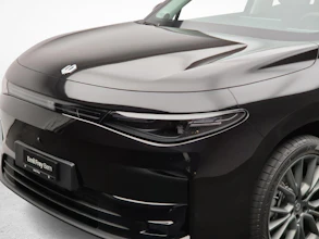 https://vehicle.imgix.net/4251910/8222d8d1-8b5d-4747-8218-046dbcc8e4a9.jpg
