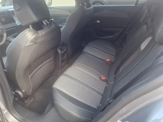 Peugeot 308 1.2 Hybrid Allure