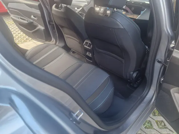 Peugeot 308 1.2 Hybrid Allure