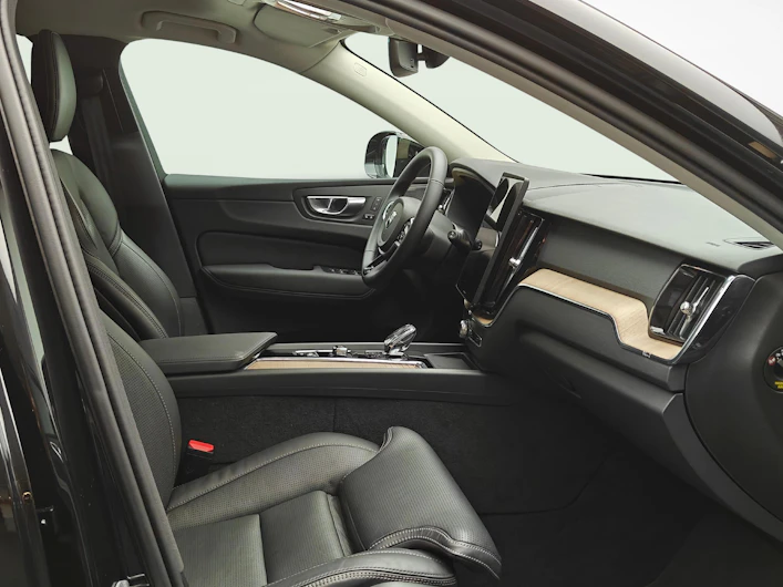 immagine del veicolo VOLVO XC60