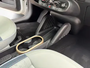 MINI J01 Cooper SE