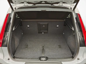 Fahrzeugbild VOLVO XC40 2.0 B3 MH Plus Dark