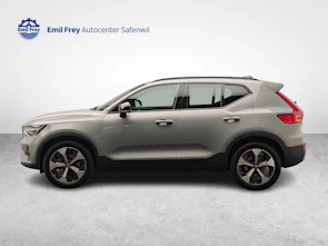 Fahrzeugbild VOLVO XC40 2.0 B3 MH Plus Dark