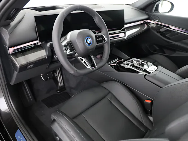 BMW 550e xDrive Touring