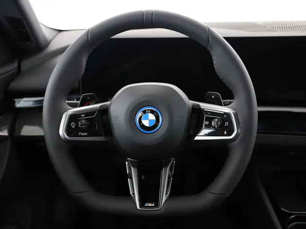 BMW 550e xDrive Touring