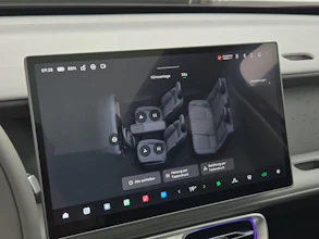 https://vehicle.imgix.net/4252054/2076e725-e89b-455e-b2ce-dc86882f9820.jpg