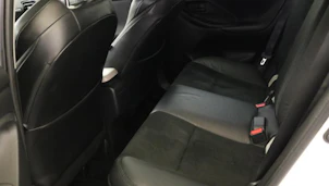 Fahrzeugbild TOYOTA Yaris 1.5 VVT-i HSD Premium