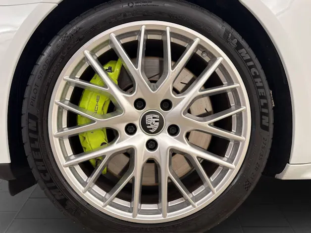 Porsche Panamera 4S E-Hybrid