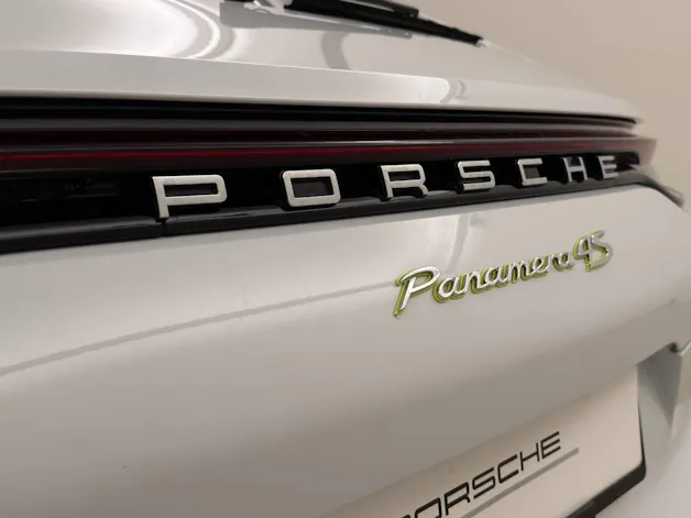 Porsche Panamera 4S E-Hybrid