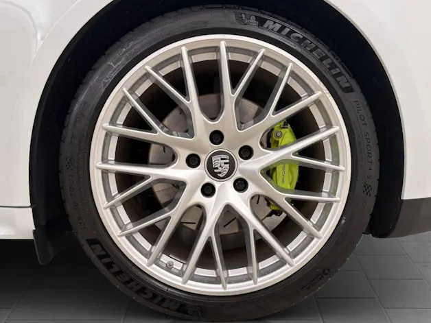 Porsche Panamera 4S E-Hybrid