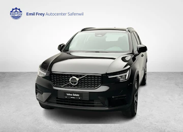 immagine del veicolo VOLVO XC40 2.0 B3 MH Plus Dark immagine del veicolo VOLVO XC40 2.0 B3 MH Plus Dark