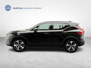 Fahrzeugbild VOLVO XC40 2.0 B3 MH Plus Dark