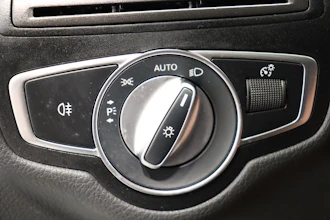https://vehicle.imgix.net/4252110/4d832b52-d9c2-477f-9ead-4995cecec044.JPG