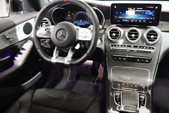 https://vehicle.imgix.net/4252110/ad0d20c9-b48d-45ec-a92f-53a6a9cf6e86.JPG