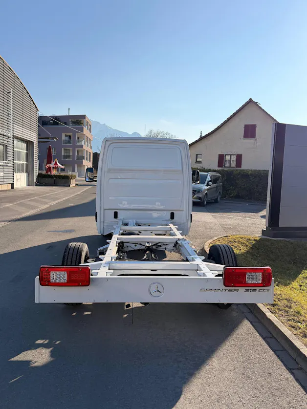Mercedes-Benz Sprinter 319 Kab.-Ch. 4325 L 2.0 CDI 190 Pro