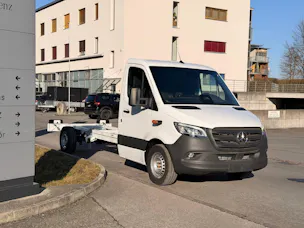 Mercedes-Benz Sprinter 319 Kab.-Ch. 4325 L 2.0 CDI 190 Pro