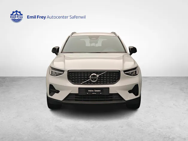 Volvo XC40 2.0 B3 MH Plus Dark