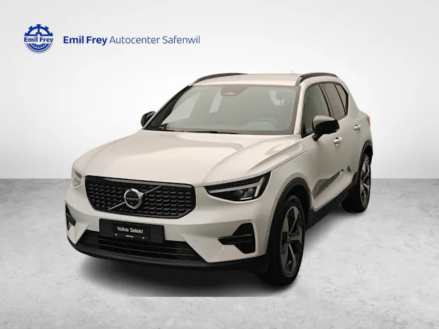 Volvo XC40 2.0 B3 MH Plus Dark