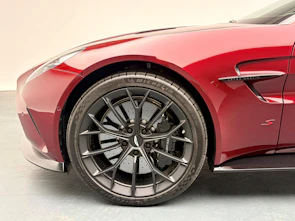 image du véhicule ASTON MARTIN V8 Vantage Coupé 4.0 S V8 Bi-Turbo