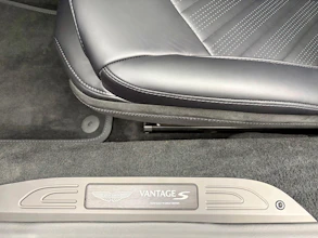 https://vehicle.imgix.net/4252202/5b74642b-0af1-4233-931d-be09b6333e8b.jpg