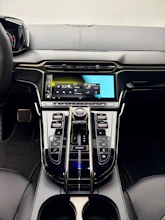 https://vehicle.imgix.net/4252202/9b28f425-e334-4980-a5a2-f02ffec168ff.jpg