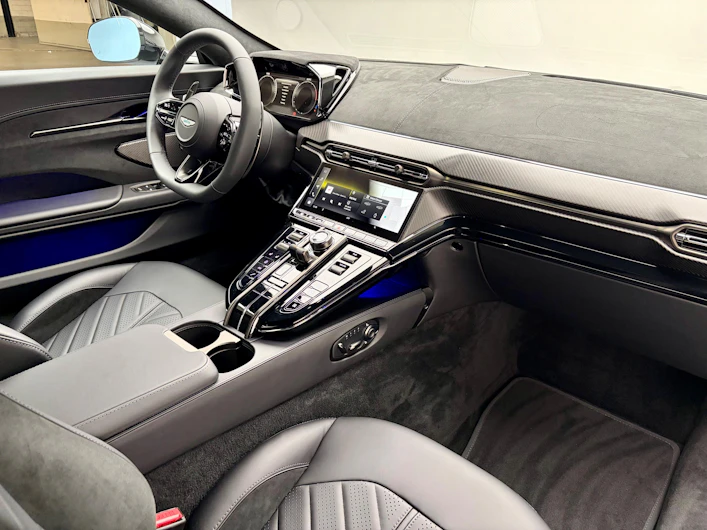 Fahrzeugbild ASTON MARTIN VANTAGE S