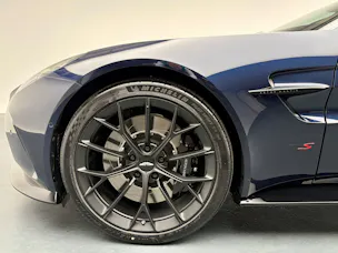 Aston Martin V8 Vantage Coupé 4.0 S V8 Bi-Turbo