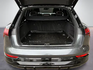 AUDI Q8 e-tron Sportback 55 Black Edition quattro