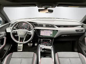 AUDI Q8 e-tron Sportback 55 Black Edition quattro