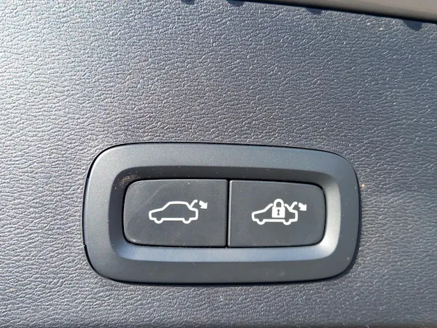 Volvo XC40 P6 Plus