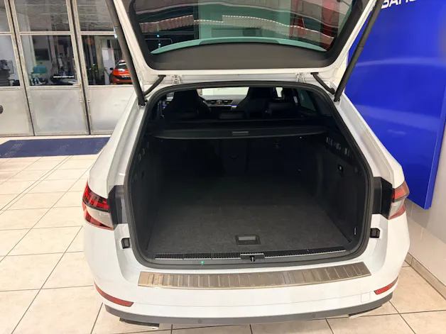 Škoda Superb Combi 2.0 TSI 280 SportLine 4x4 DSG