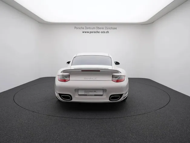 Porsche 911 Turbo S
