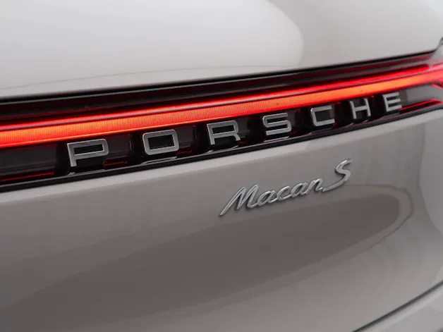 Porsche Macan S