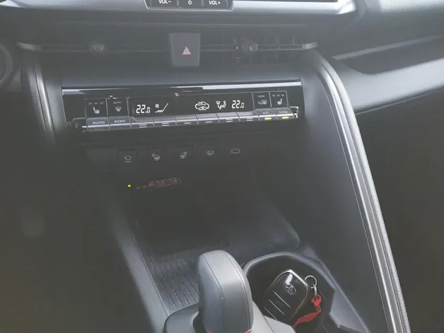 Toyota C-HR 2.0 HEV Trend 4x4