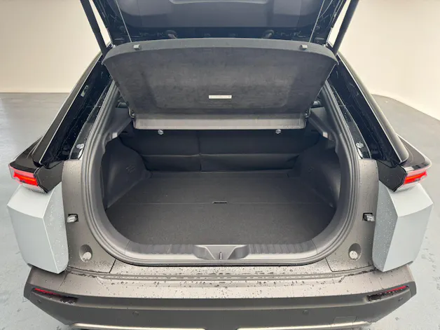 Toyota C-HR+ Premium AWD